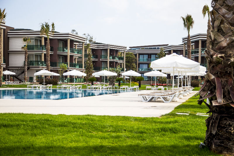 Hotel Jacaranda Beach Luxury Club